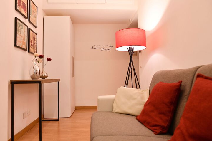 Room 15 of 42