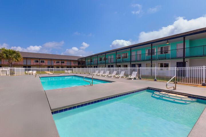 Pool image of Super 8 by Wyndham Biloxi at the Beach