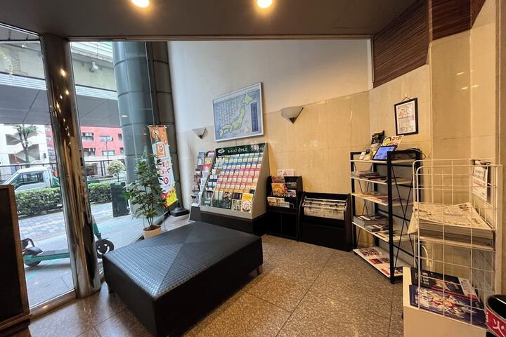 Hotel Lobby