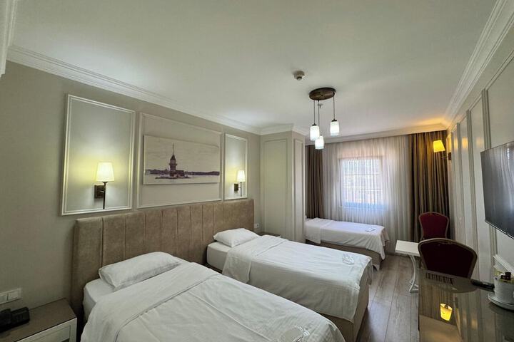 Room 15 of 38