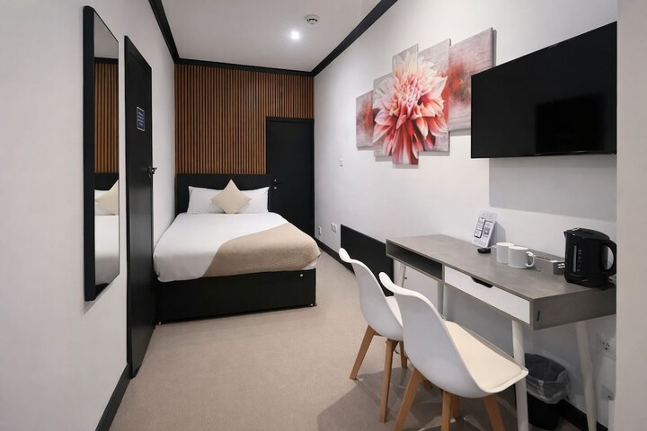 Room 39 of 85