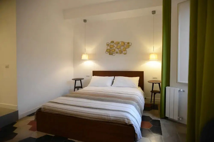 Room 3 of 15