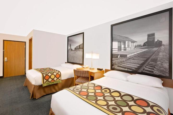 2 Double Beds (6 of 6)