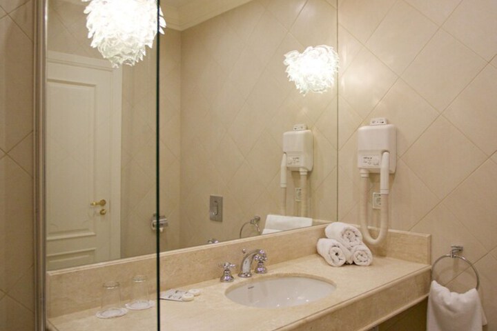 Bathroom Interior Photo
