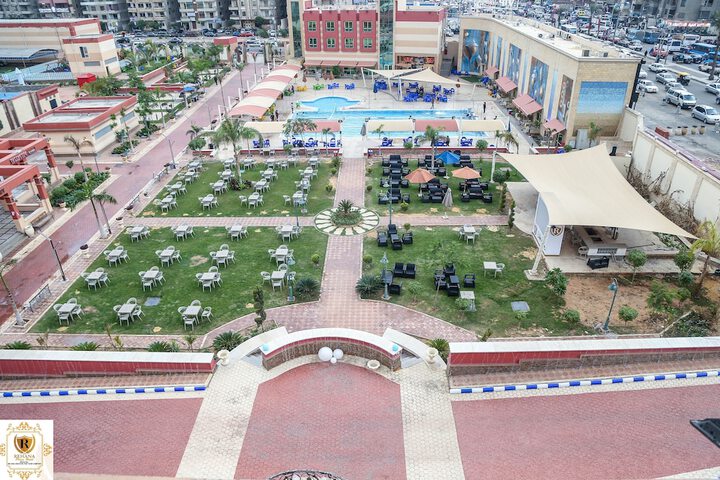 Hotel Exterior 47 of 50