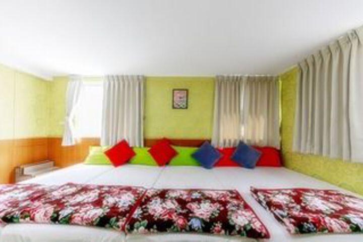 Room 35 of 67