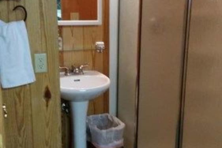 Room 15 of 28
