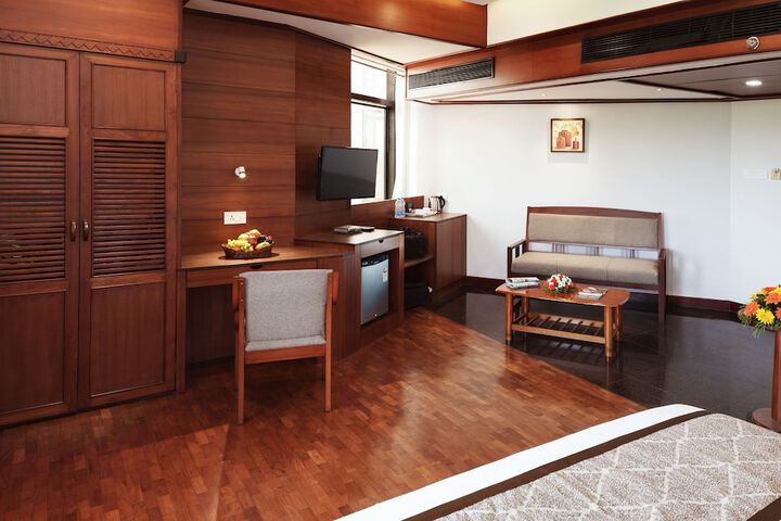 Room 10 of 62