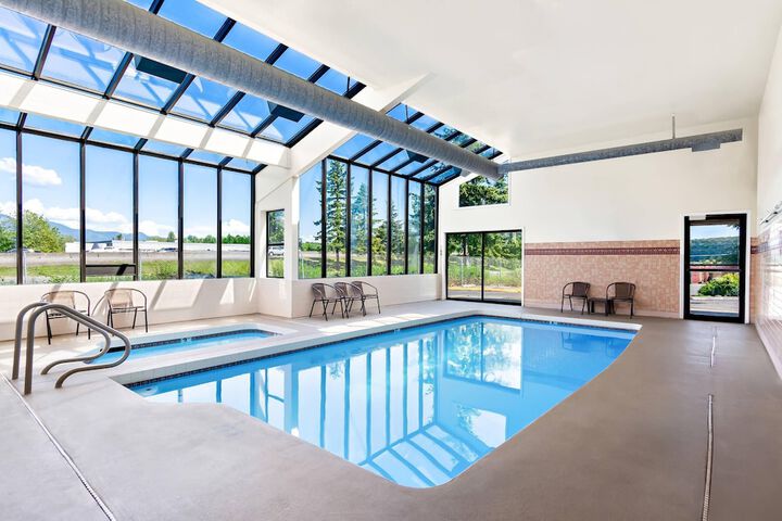 Pool 36 of 43