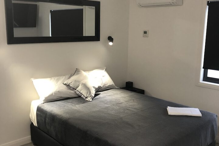 Room 3 of 4