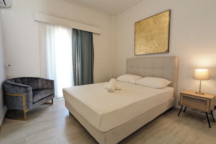 Room 6 of 47