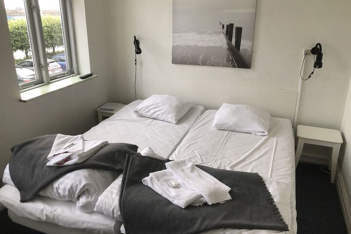 Room 8 of 59