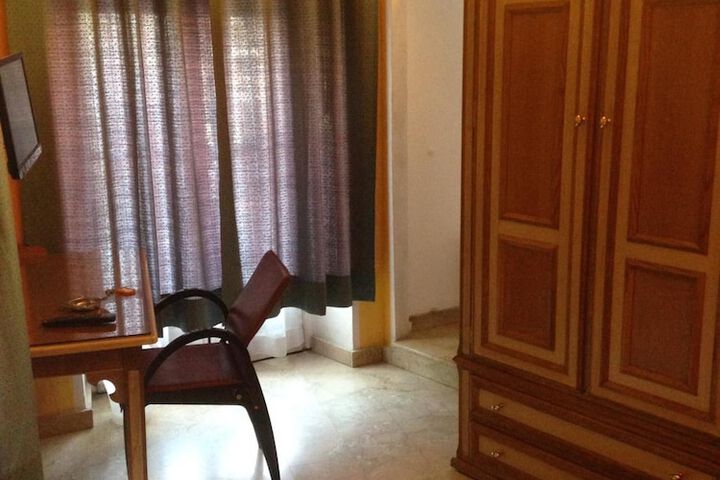 Room 19 of 56