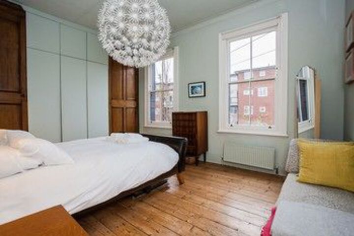 Room 11 of 71