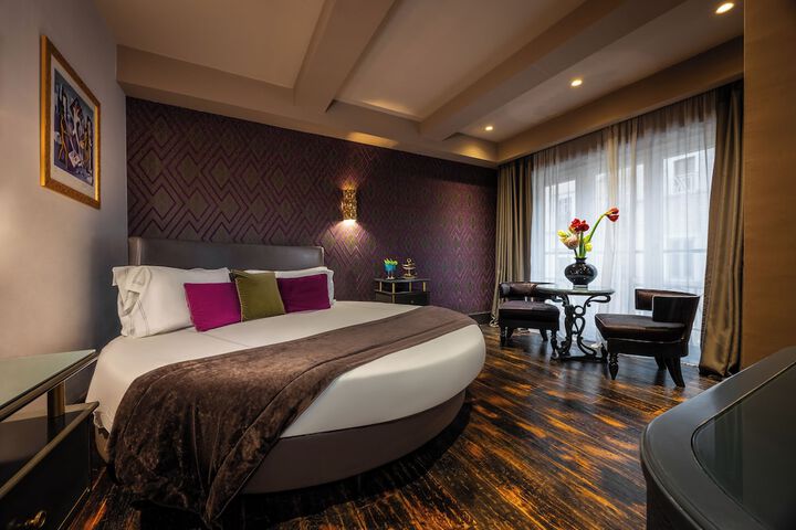 Room 73 of 161