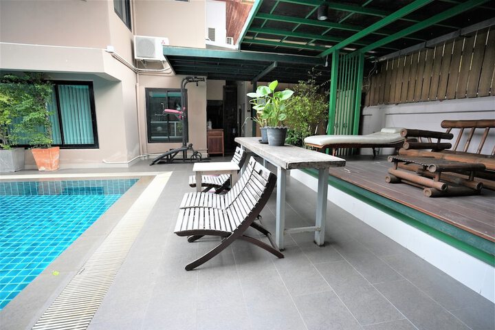 Hotel 94 of 94
