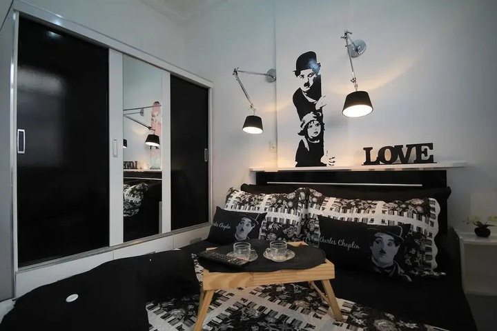 Room 2 of 14