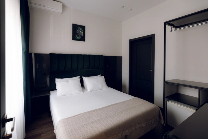 BAHET HOTEL