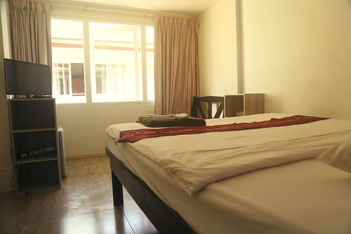 Room 22 of 40