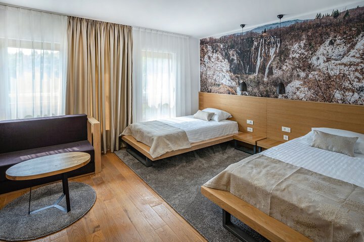 Room 9 of 45