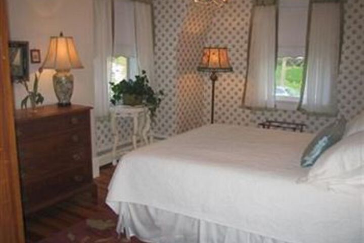 Room 6 of 48
