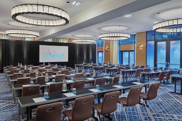 Meeting facility