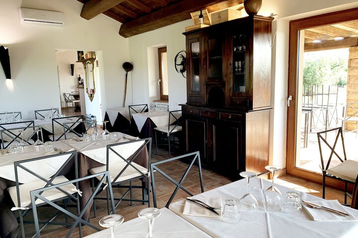 Dining 50 of 67