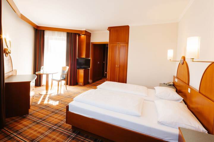 Room 15 of 47