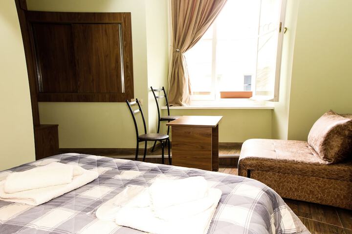 Room 21 of 26