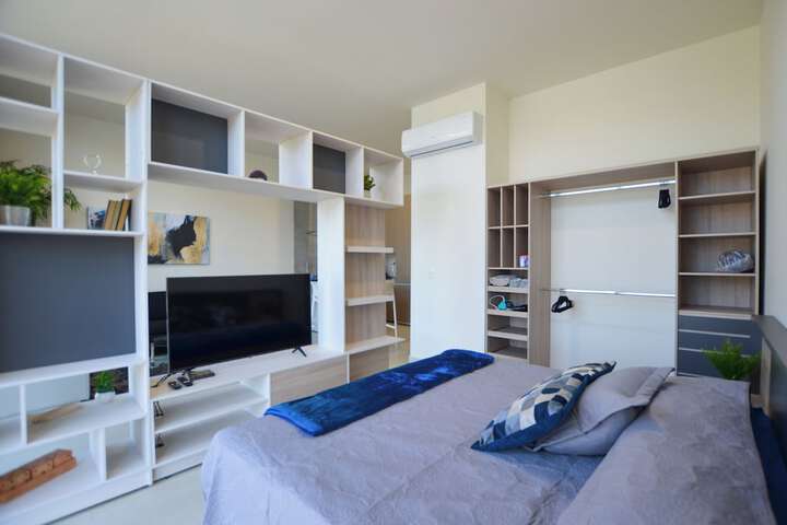 Room 7 of 155