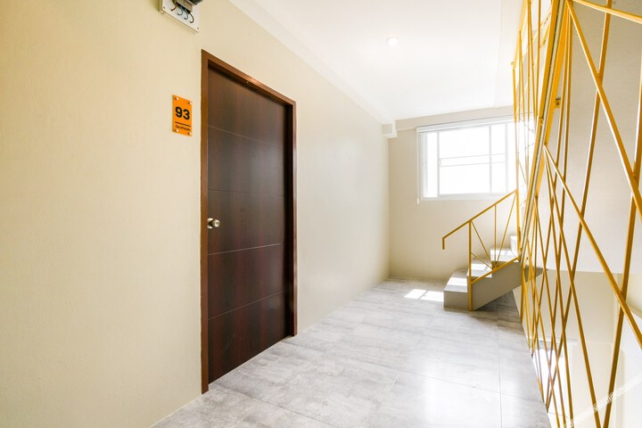 Oyo 347 Southside Residence