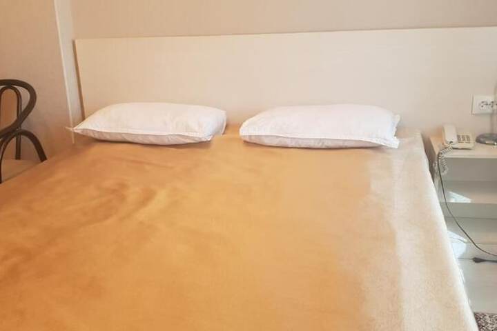Room 15 of 47