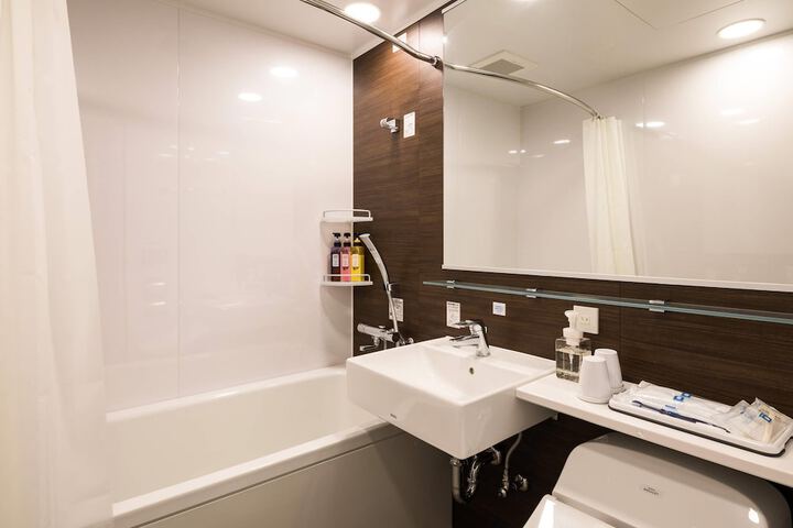 Clean Restrooms