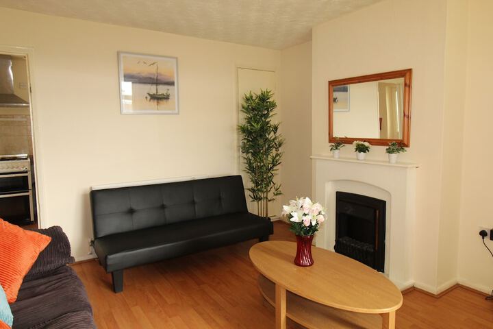 Room 12 of 19
