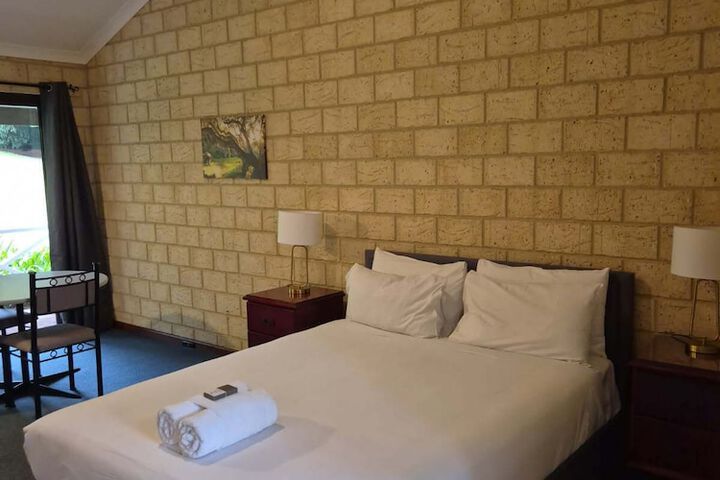 Room 13 of 59
