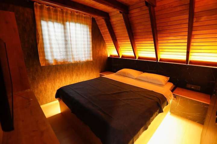 Room 3 of 31