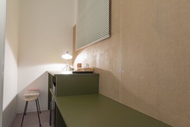 Room 182 of 214