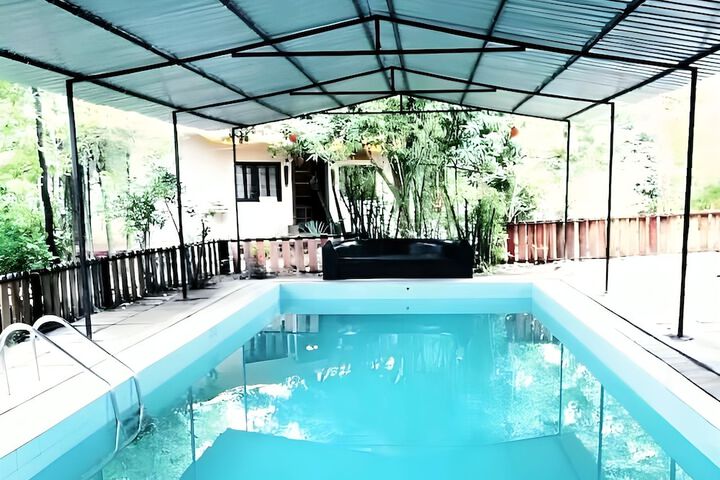 Pool 27 of 38