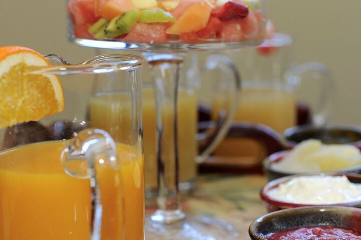 Breakfast/Coffee Service 12 of 28