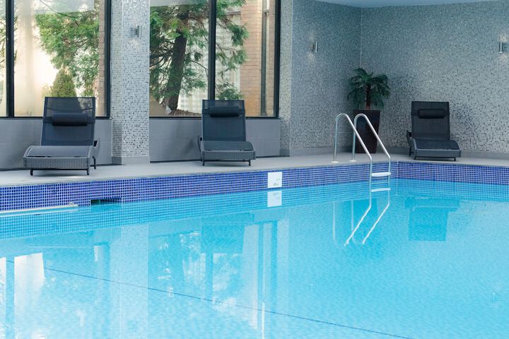 Pool 142 of 292