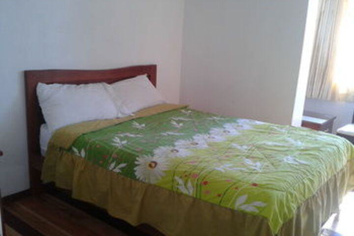Room 9 of 19
