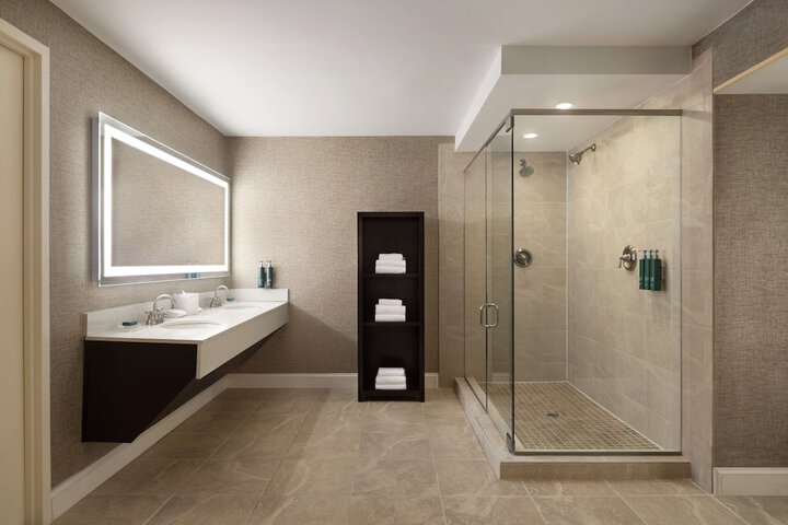 Bathroom shower