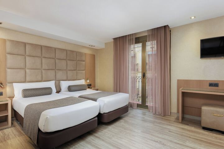 Room 4 of 56