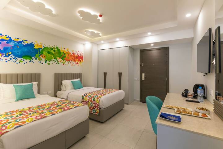 Room 19 of 79