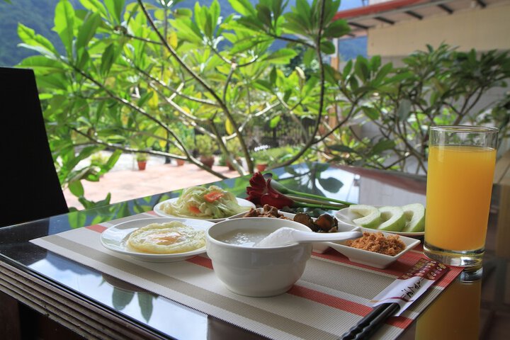 Breakfast/Coffee Service 48 of 64