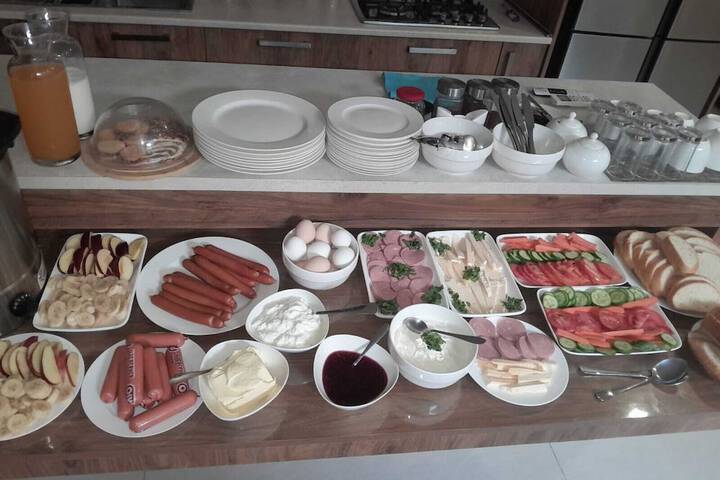 Breakfast/Coffee Service 28 of 38