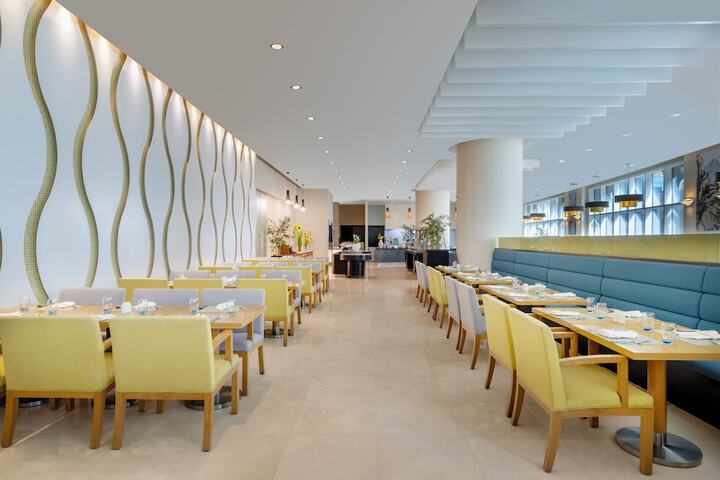 Dining 116 of 178