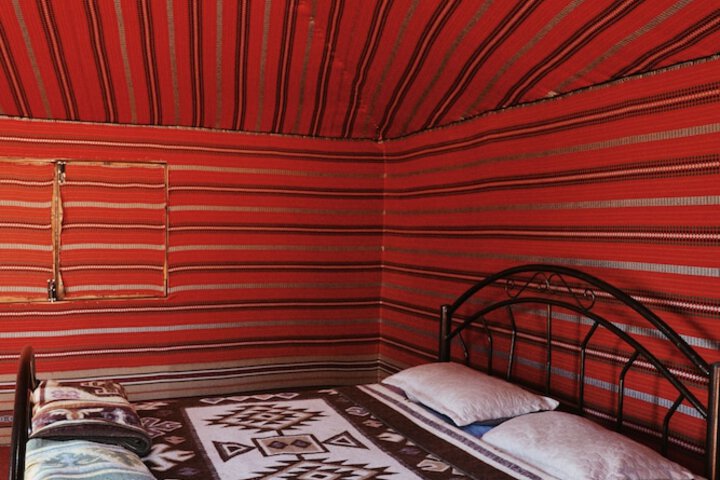 Room 23 of 72
