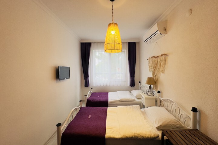 Room 17 of 73