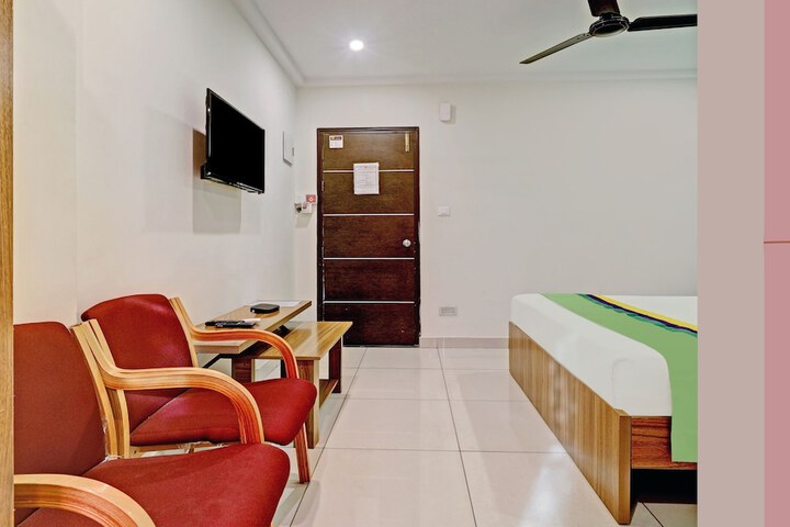 Room 20 of 42